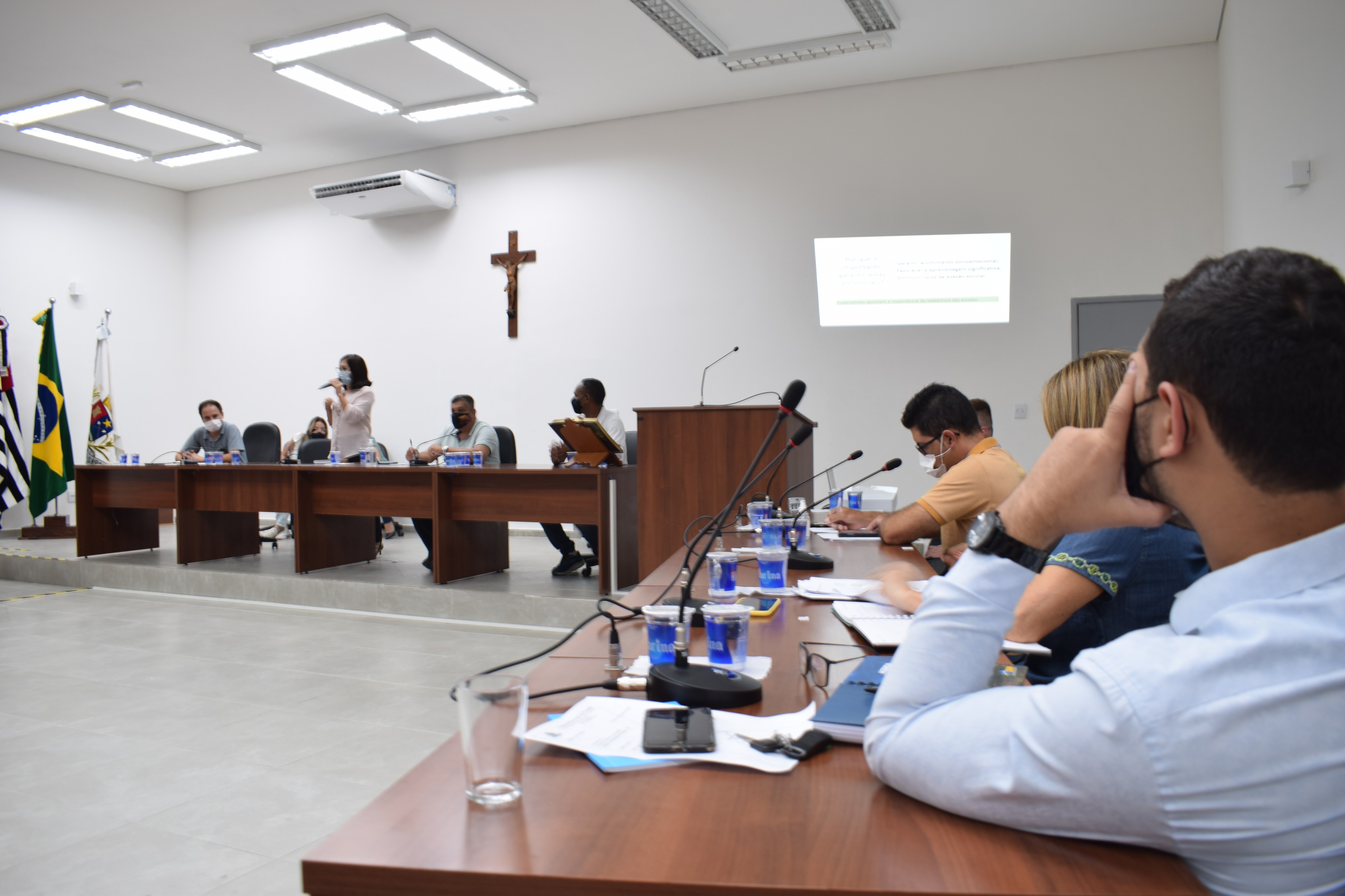 Reunião dos vereadores com a Secretaria da Educação para debater a volta às aulas