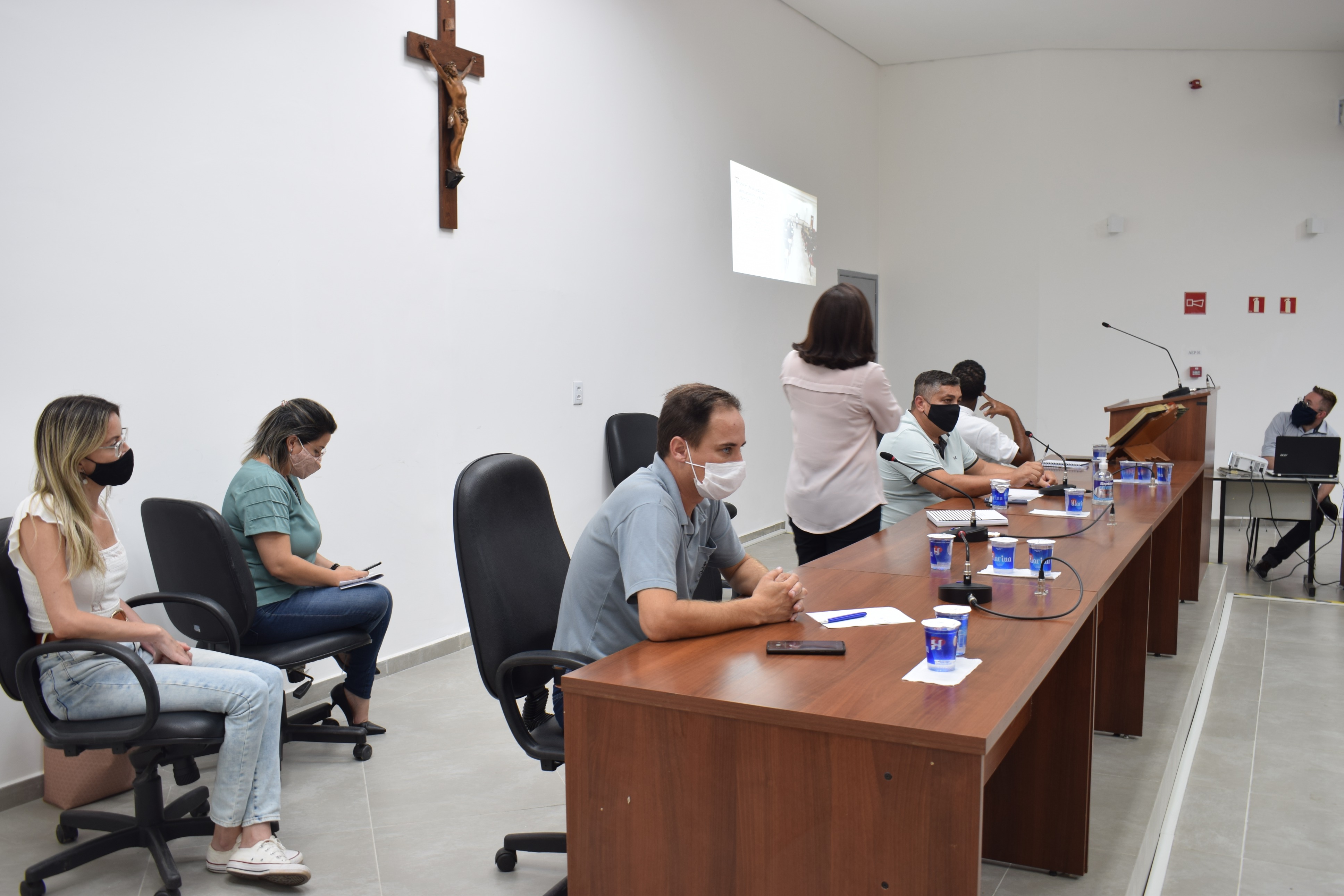 Reunião dos vereadores com a Secretaria da Educação para debater a volta às aulas