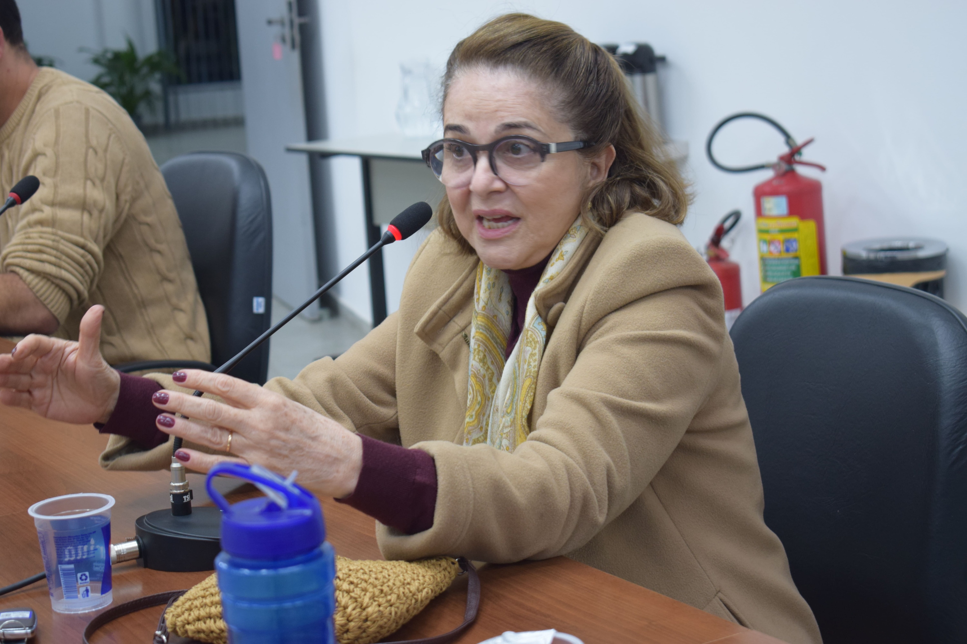 Debate público sobre a pedreira no bairro Piraporinha